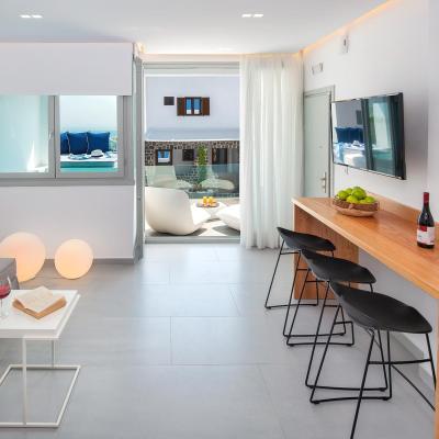 deluxe apartment harmony suites fira santorini 1