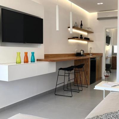 superior apartment harmony suites fira santorini 4